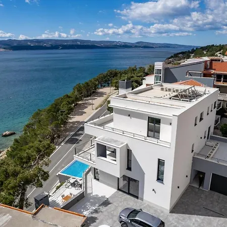 Luxury Euphorica Omis With Pool, Jacuzzi, Sauna, Gym Villa