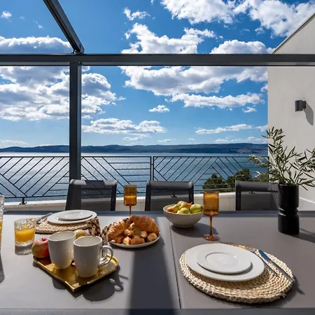 Luxury Euphorica Omis With Pool, Jacuzzi, Sauna, Gym Villa *